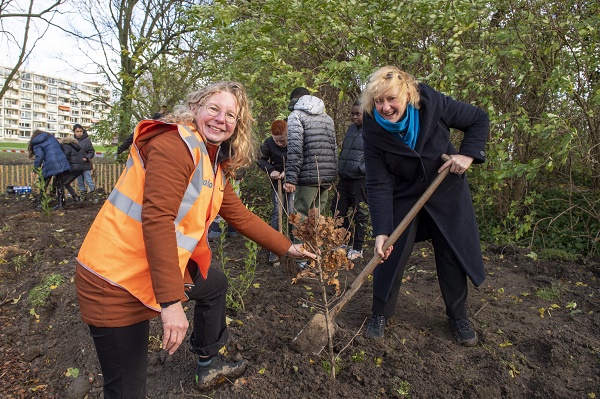 20211209 Tweede Tiny Forest in Park Maasboulevard 2